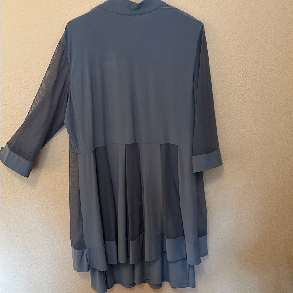 R&M Richards Elegant Gray Dress - Picture 3 of 5